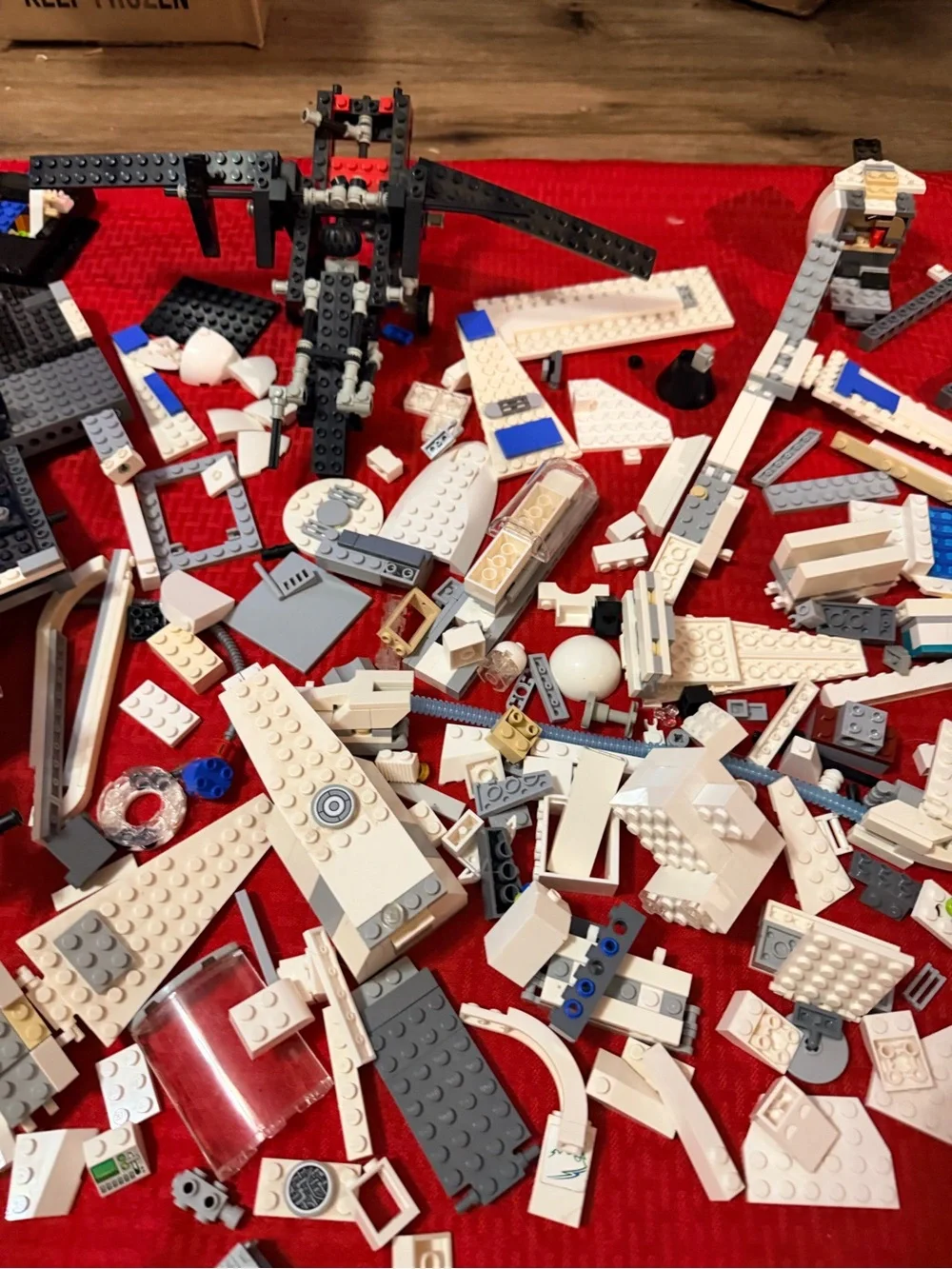 Star Wars mixed huge lot of Legos